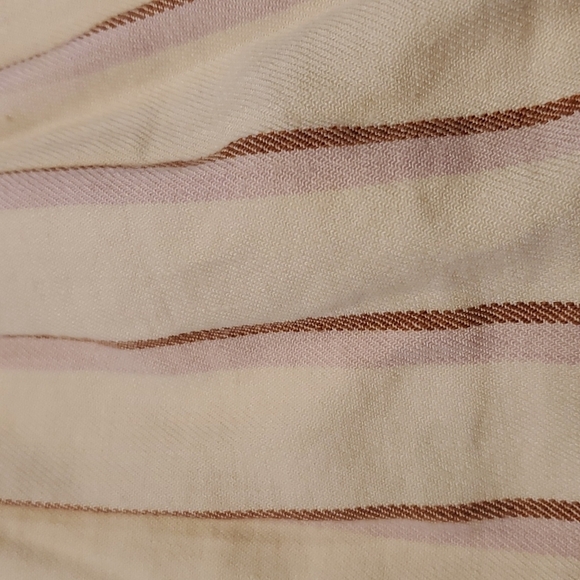 Anthropologie Paperbag waist shorts. Size 8 - Picture 5 of 6